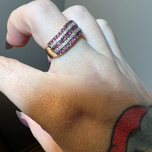 14k Yellow gold ruby and diamond Ring - Picture 3 of 3